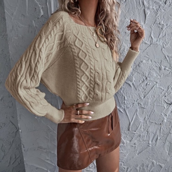 SOLD OUT - Picture 2 of 3